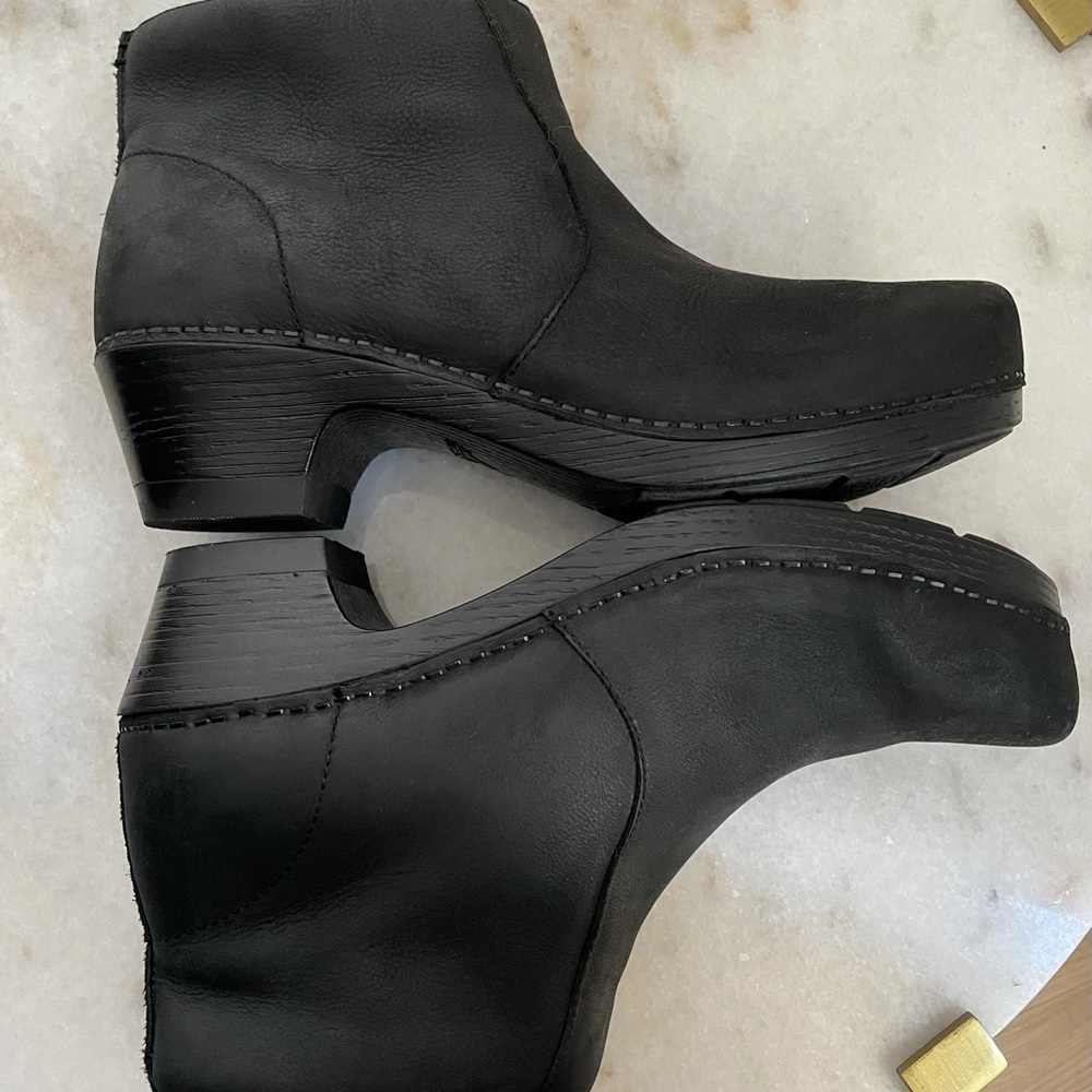 Dansko Maria clog boot black on black